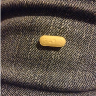 G 4910 100 mg OVAL YELLOW - sertraline (as sertraline hydrochloride ...